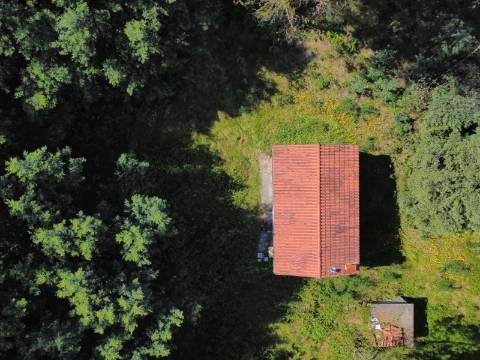 Quinta Isolada com Água de Mina e Dependência Agrícola em Arcos de Valdevez