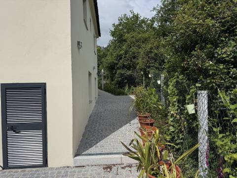 Moradia V2+1 Completamente Restaurada em Sabadim, Arcos de Valdevez