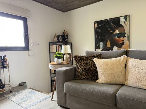 Moradia V2+1 Completamente Restaurada em Sabadim, Arcos de Valdevez