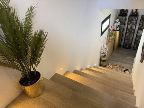 Moradia V2+1 Completamente Restaurada em Sabadim, Arcos de Valdevez