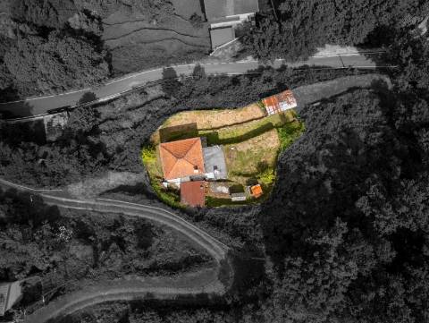 Moradia em Pedra T3+1