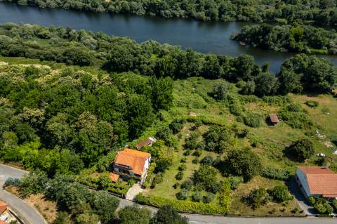 Viva entre a Natureza e a História - Moradia a 5 minutos a pé do centro Ponte de Lima