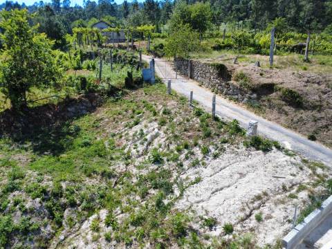 Terreno de Construção em Guilhadeses - A Apenas 5 Minutos de Arcos de Valdevez