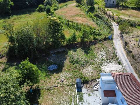 Terreno de Construção em Guilhadeses - A Apenas 5 Minutos de Arcos de Valdevez
