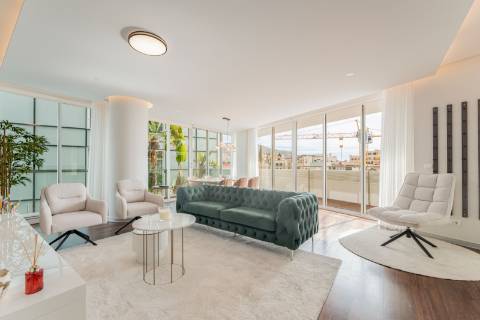 Apartamento T4 na Sé - Funchal