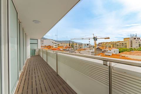 Apartamento T4 na Sé - Funchal