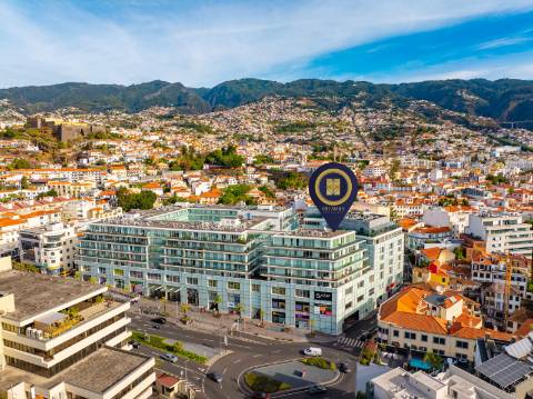 Apartamento T4 na Sé - Funchal