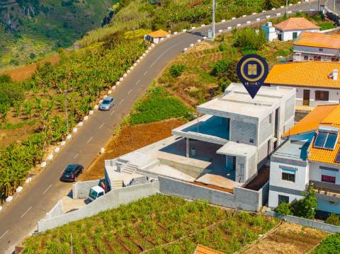 Moradia T3 com vista mar