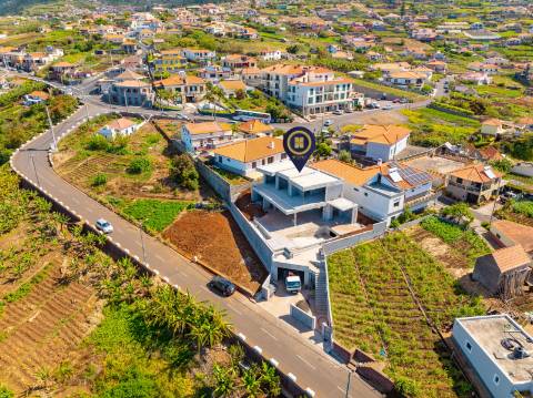 Moradia T3 com vista mar