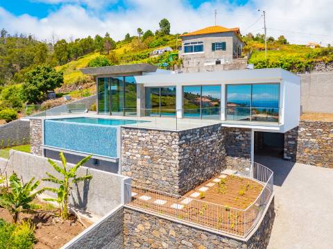 Magnífica Moradia T3 +1