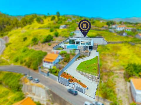 Magnífica Moradia T3 +1