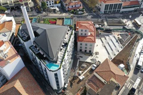 T2 - Savoy Residence Insular