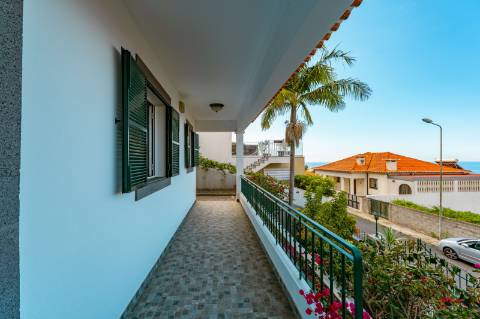 Moradia Triplex - Funchal