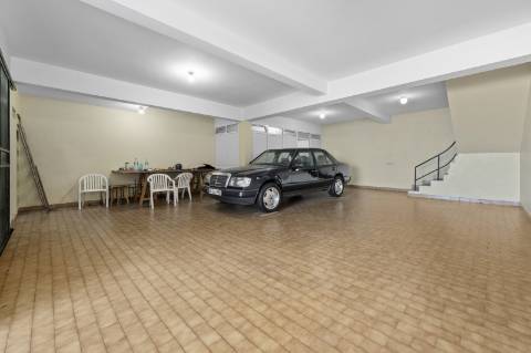 Moradia Triplex - Funchal