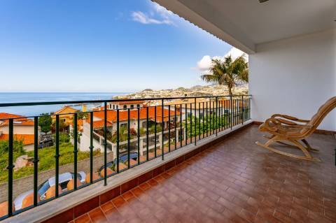 Moradia Triplex - Funchal