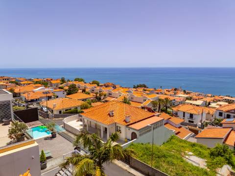 Moradia Triplex - Funchal