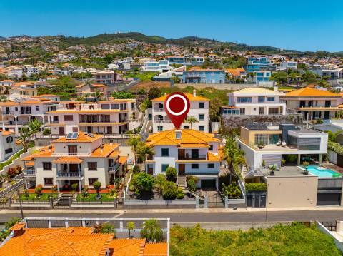 Moradia Triplex - Funchal