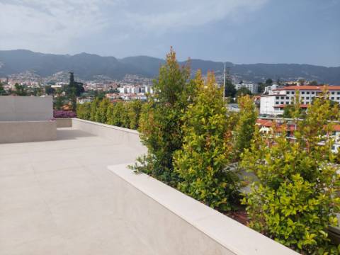 Apartamento T3- Quintinha da Fé