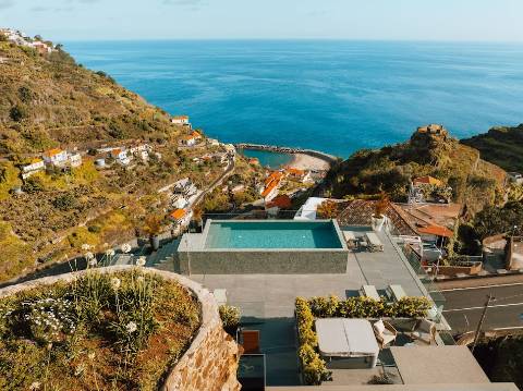 Apartamento T1 decorado e mobilado em Calheta Hills, Madeira