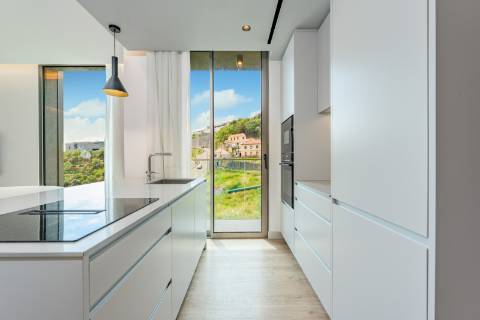 Apartamento T1 decorado e mobilado em Calheta Hills, Madeira