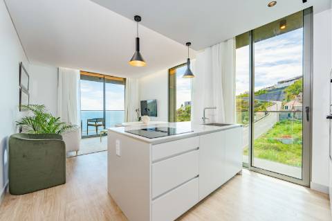 Apartamento T1 decorado e mobilado em Calheta Hills, Madeira