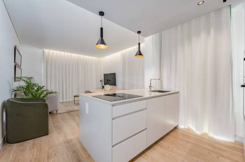 Apartamento T1 decorado e mobilado em Calheta Hills, Madeira
