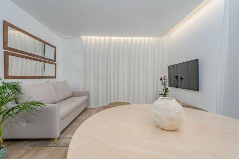 Apartamento T1 decorado e mobilado em Calheta Hills, Madeira