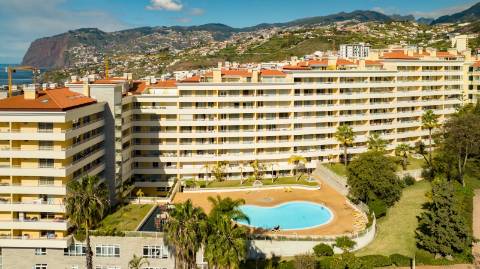 Apartamento T2 na Ajuda para arrendamento