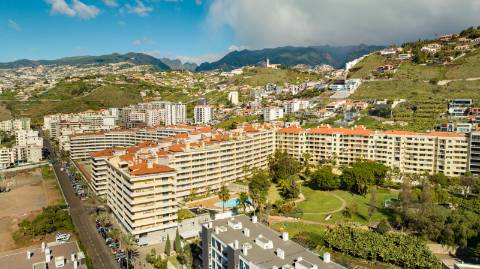 Apartamento T2 na Ajuda para arrendamento