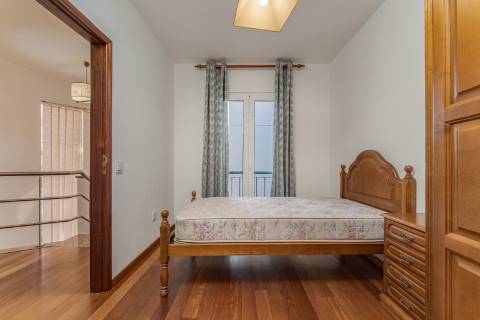 Moradia T3 Mobilada e equipada - Arrendamento