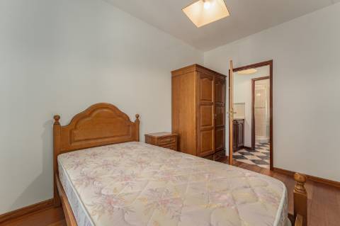 Moradia T3 Mobilada e equipada - Arrendamento