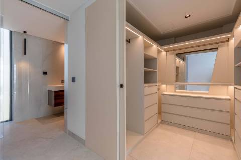 Moradia de luxo contemporânea com vista mar - Funchal