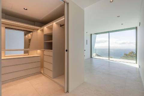 Moradia de luxo contemporânea com vista mar - Funchal