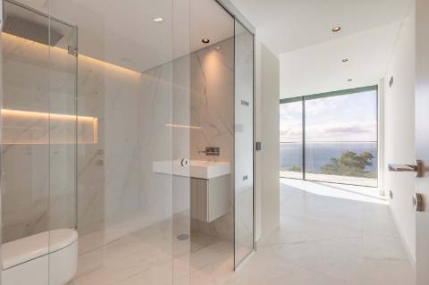 Moradia de luxo contemporânea com vista mar - Funchal