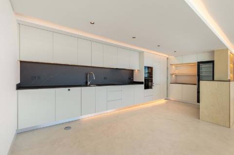 Moradia de luxo contemporânea com vista mar - Funchal