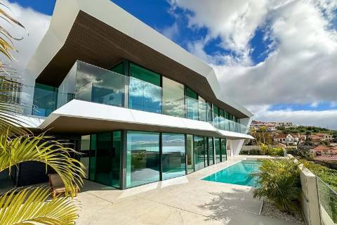 Moradia de luxo contemporânea com vista mar - Funchal