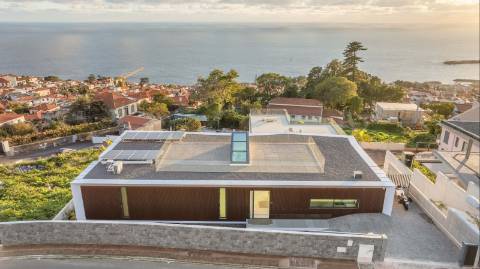 Moradia de luxo contemporânea com vista mar - Funchal