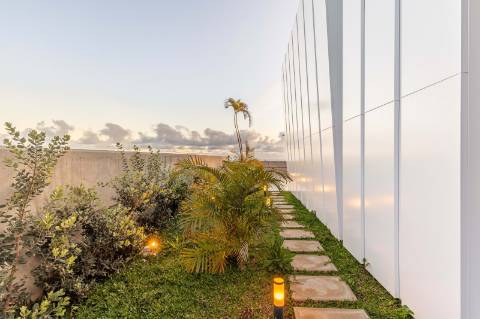 Moradia de luxo contemporânea com vista mar - Funchal