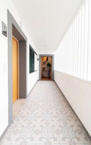 Apartamento T2 no Caniço com estacionamento e arrecadação