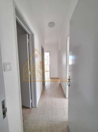 Apartamento T3 renovado, localizado na Foz do Arelho