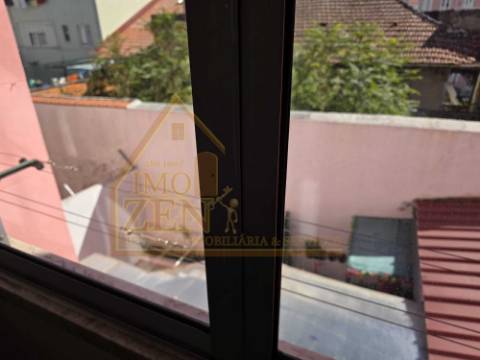 Apartamento T2 localizado em Lisboa