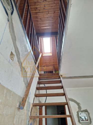 Apartamento T2+1 localizado no Nadadouro