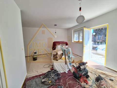 Apartamento T1 localizado em Alfeizerão
