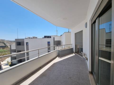 Apartamento T2 Centro da Ericeira - Arrendamento