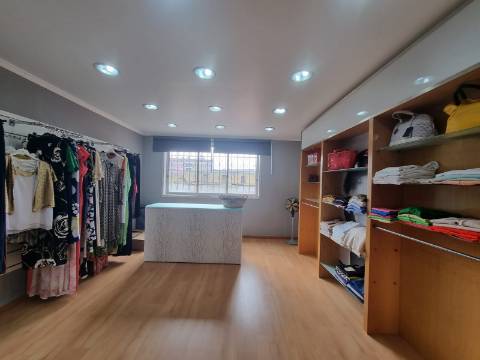 Loja Comercial - Cacém