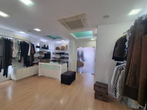 Loja Comercial - Cacém