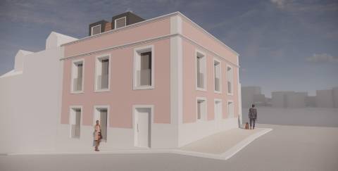 Moradia no Centro Histórico de Mafra com projeto para reabilitação total