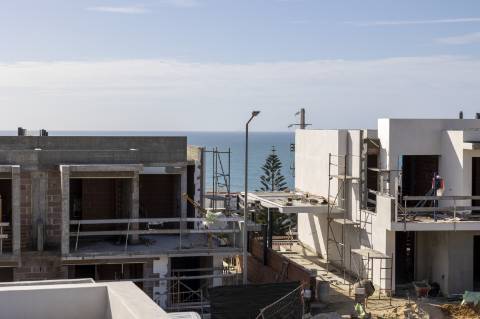 Moradia T4 com piscina junto ao centro da vila da Ericeira