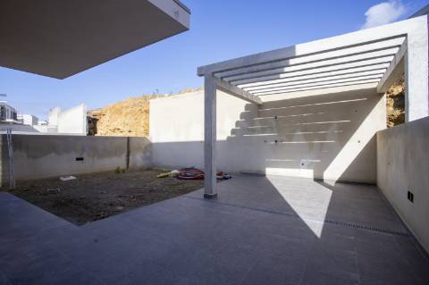 Moradia T4 com piscina junto ao centro da vila da Ericeira