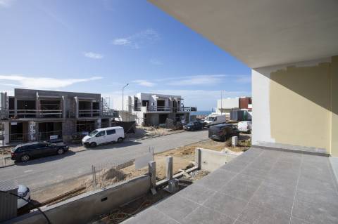 Moradia T4 com piscina junto ao centro da vila da Ericeira